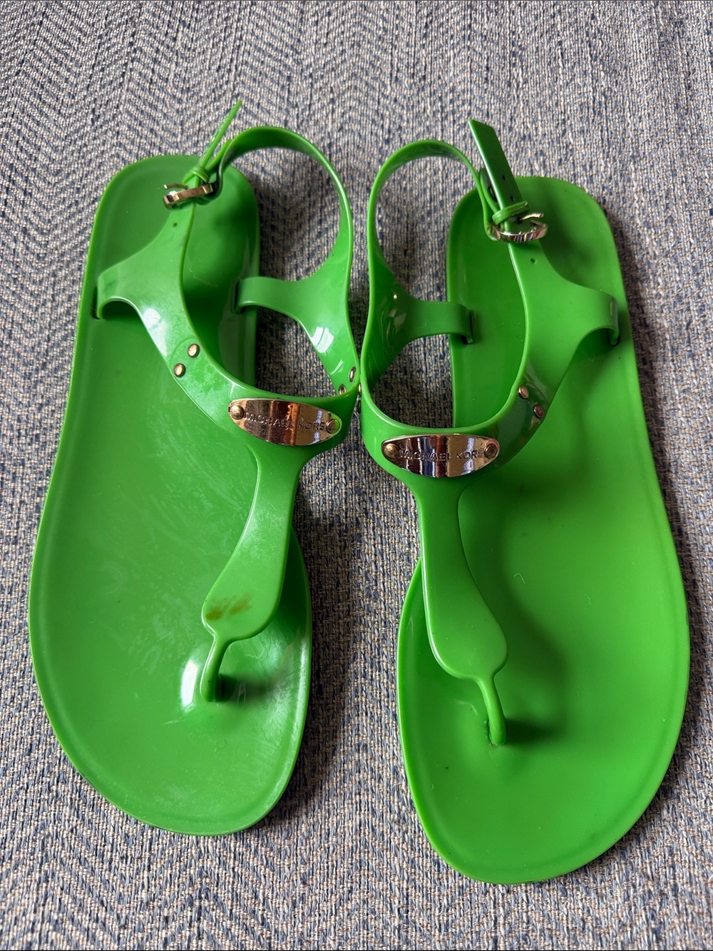 Michael Kors Lillie jelly Thong Green Sandals Size: 8.5M/9M